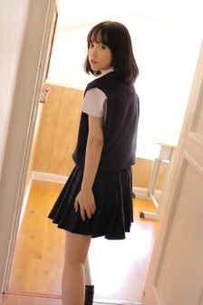 色女子